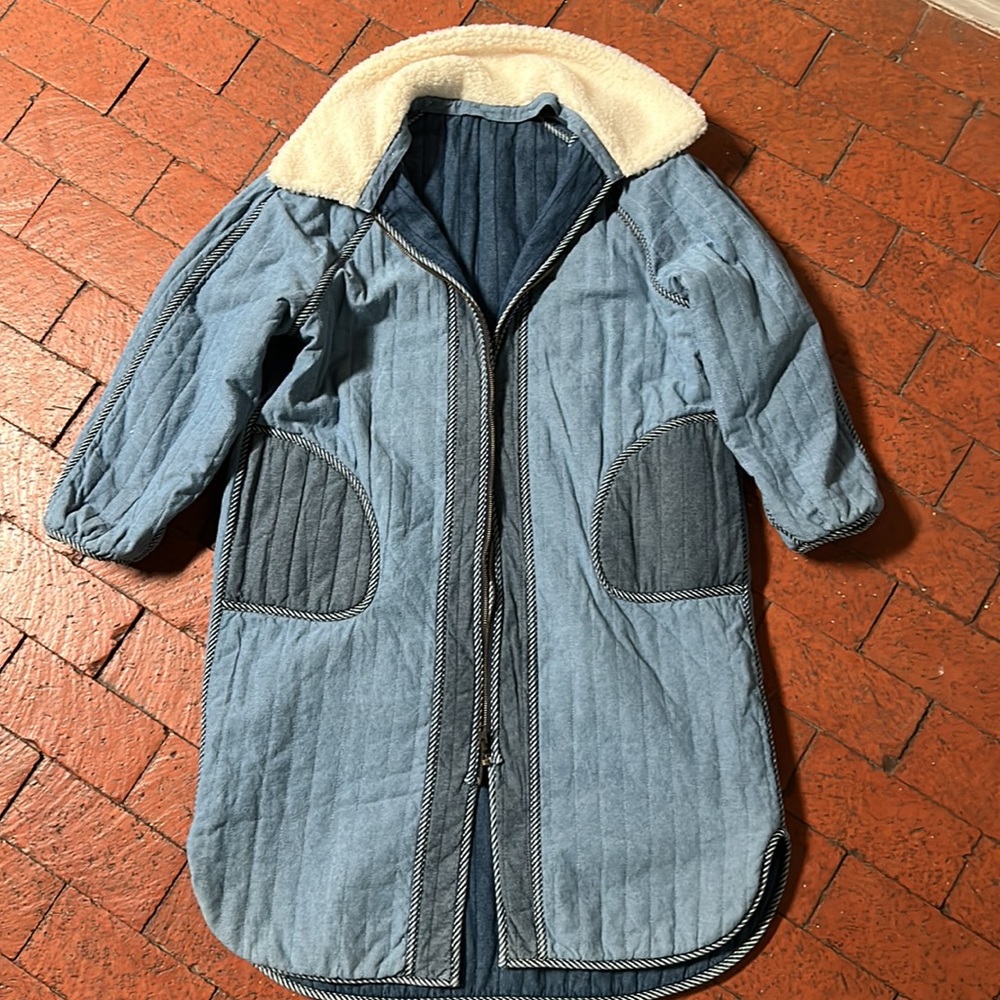 THE GREAT. Quilted Denim Blue Coat with Cream Sherpa Collar - Picture 2 of 9